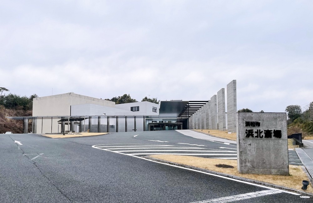 浜松市浜北斎場旧館屋根改修工事　工事監理業務