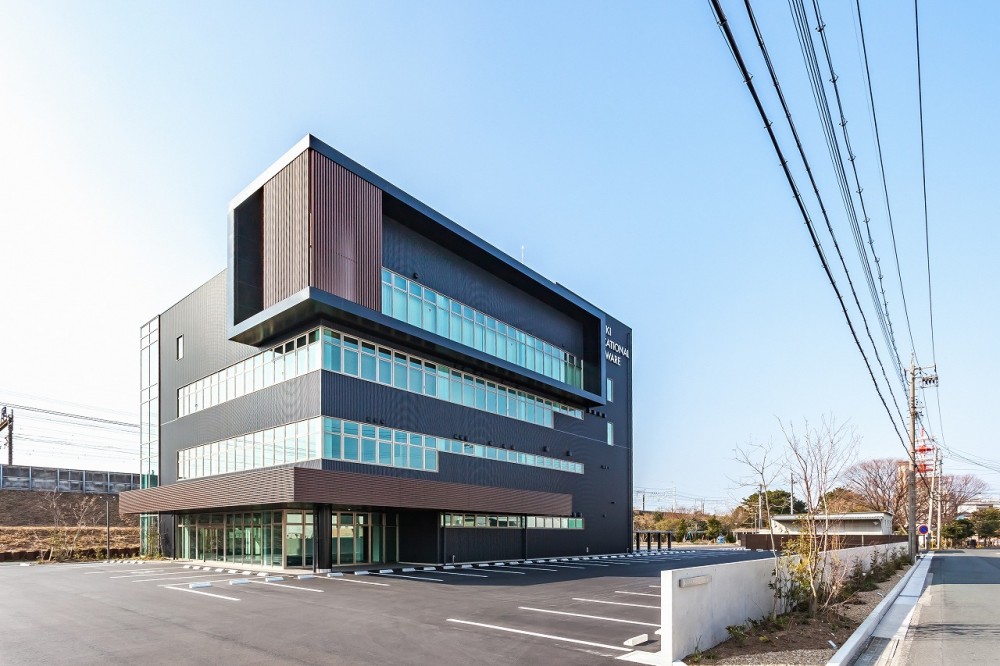 社員の働きやすさを最も優先的に考え 機能面とおしゃれさを追求したデザイナーズオフィス スズキ教育ソフト 本社 静岡県浜松市 大岡成光建築事務所 一級建築士事務所 静岡県浜松市