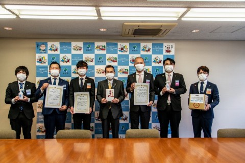 所属団体である公益社団法人浜北青年会議所による浜松市・湖西市への除菌剤寄付事業を実施しました!